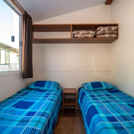 Mobile Homes Istria - Brioni 펜션 *